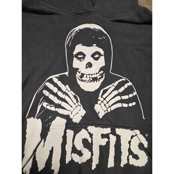 MisFits Dark Gray Cropped Hoodie Sweatshirt Pullover Size XS Crimson Ghost - Picture 3 of 8
